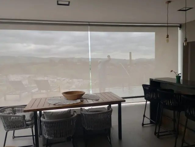 Toldo instalado em residência em Sorocaba